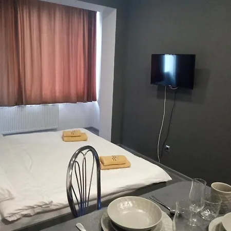 новая и уютная в центре Apartment