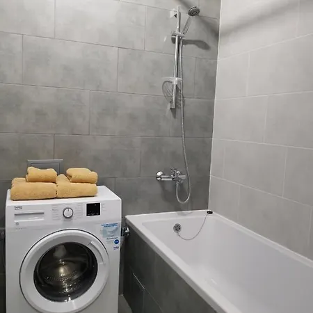 новая и уютная в центре Apartment